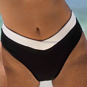 Berlook Contrast Trim V-Cut Full Coverage Bikini Bottom ONLY 61